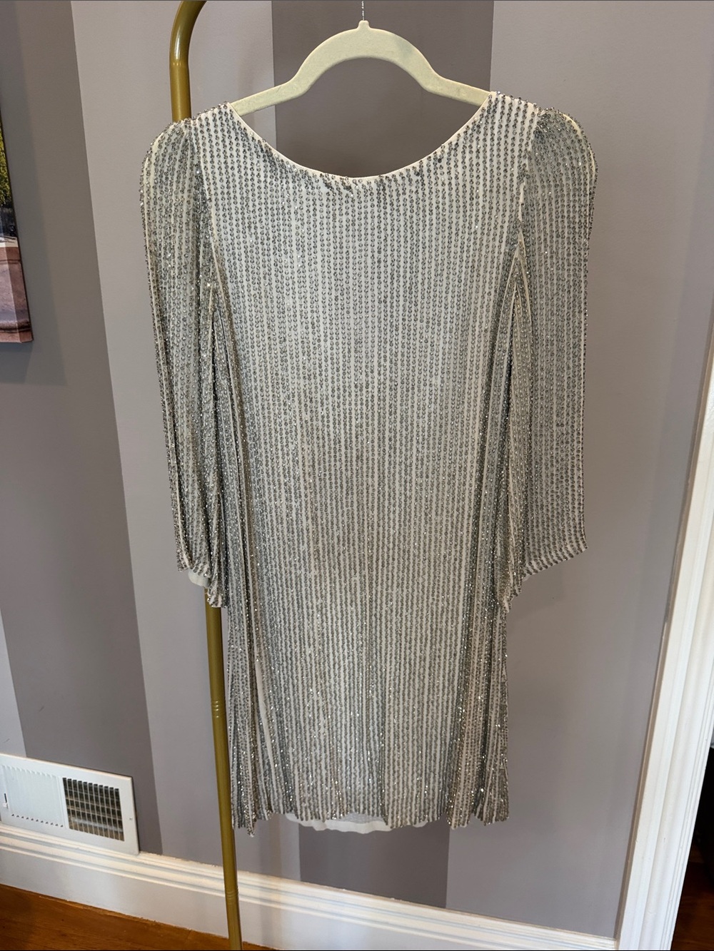 Alice + Olivia Silver Sequin Long Sleeve Shift Dress